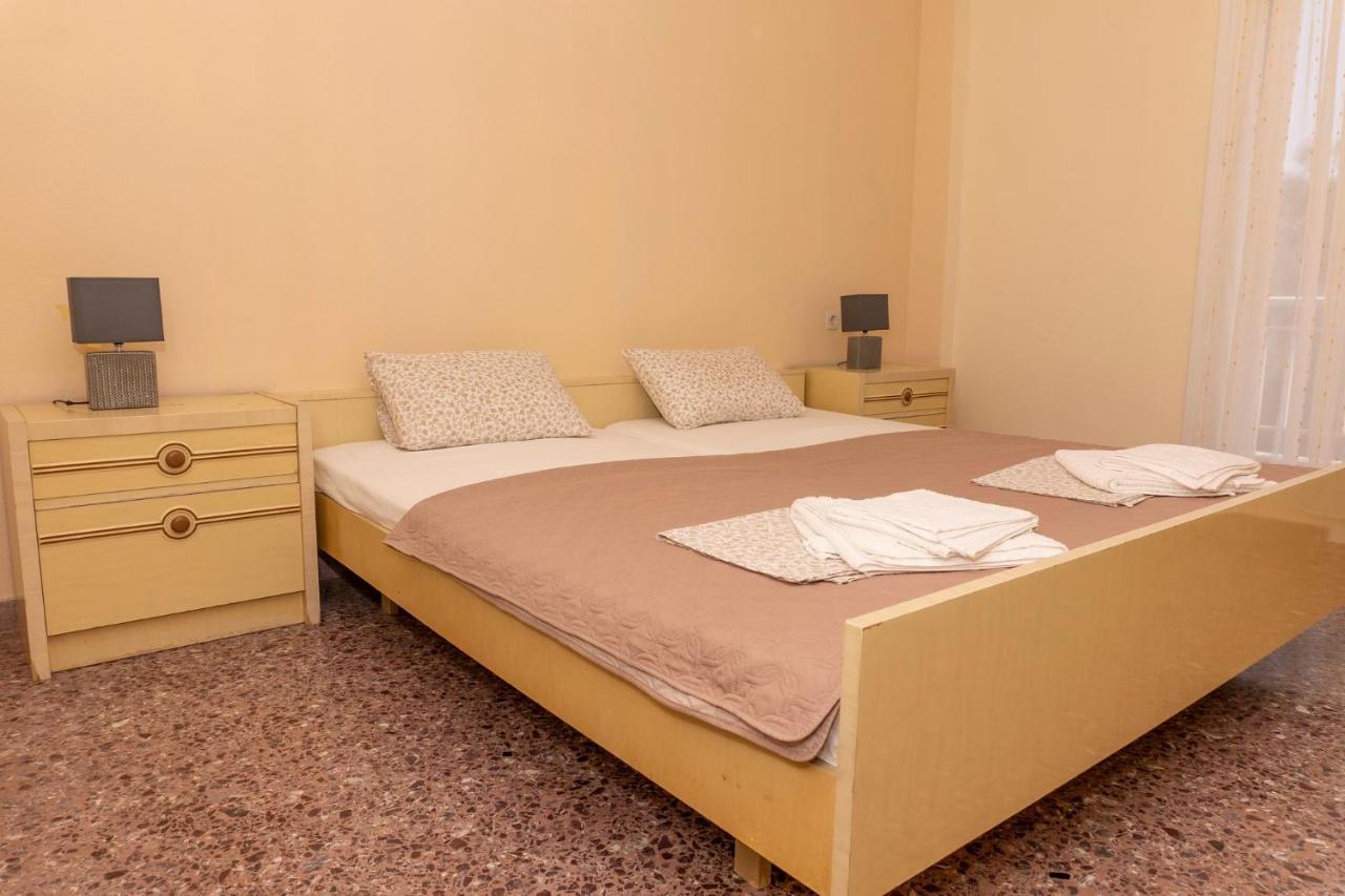 Vicky Guesthouse Ставрос Екстер'єр фото