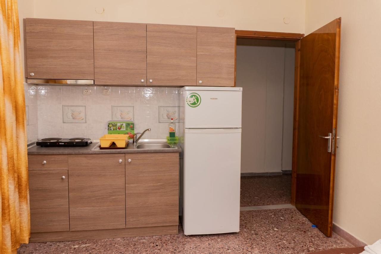 Vicky Guesthouse Ставрос Екстер'єр фото